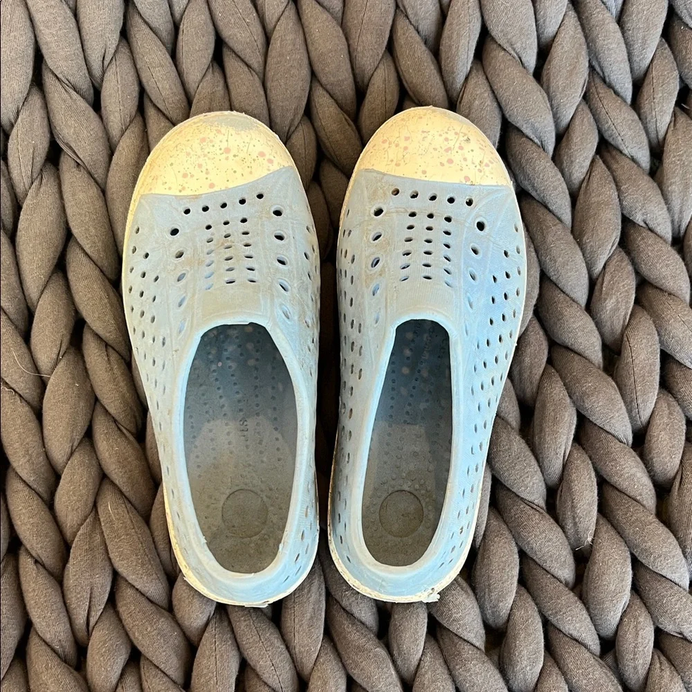 Crewcuts size 10 Kids Light Blue Water Shoes